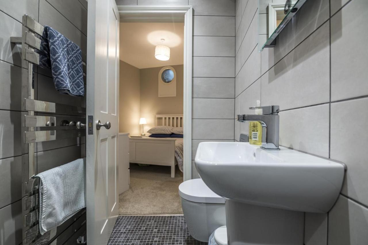Sea Legs - 2 Bedroom Apartment - 滕比 外观 照片